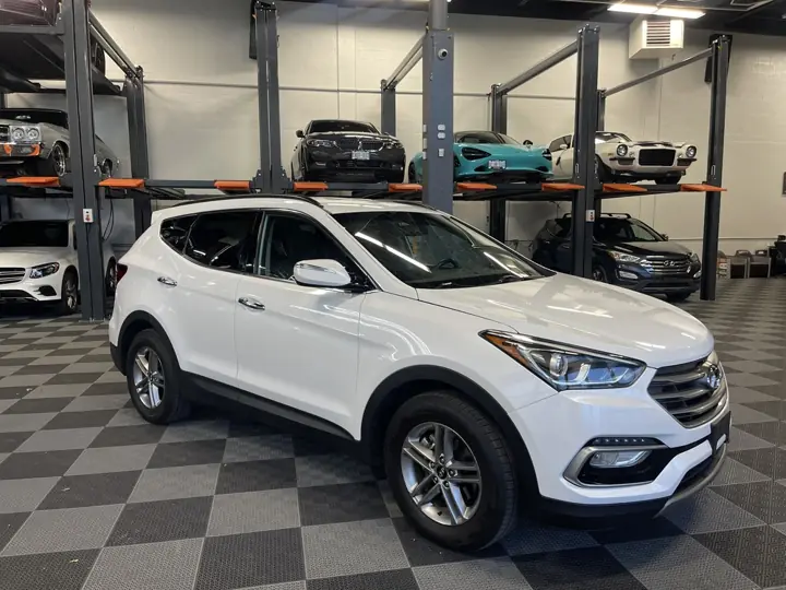 2017 Hyundai Santa Fe Sport 2.0T, white