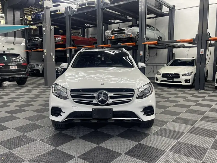 2016 Mercedes-Benz GLC 300 4MATIC, white