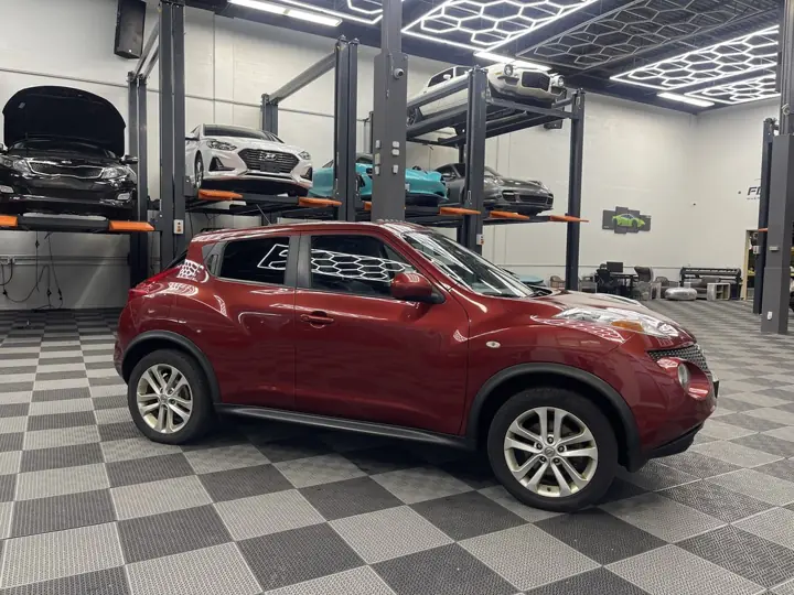 2014 Nissan Juke, red